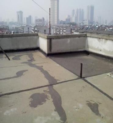 耒阳漏水维修 楼顶漏水是什么原因，楼顶漏水维修方法是什么?